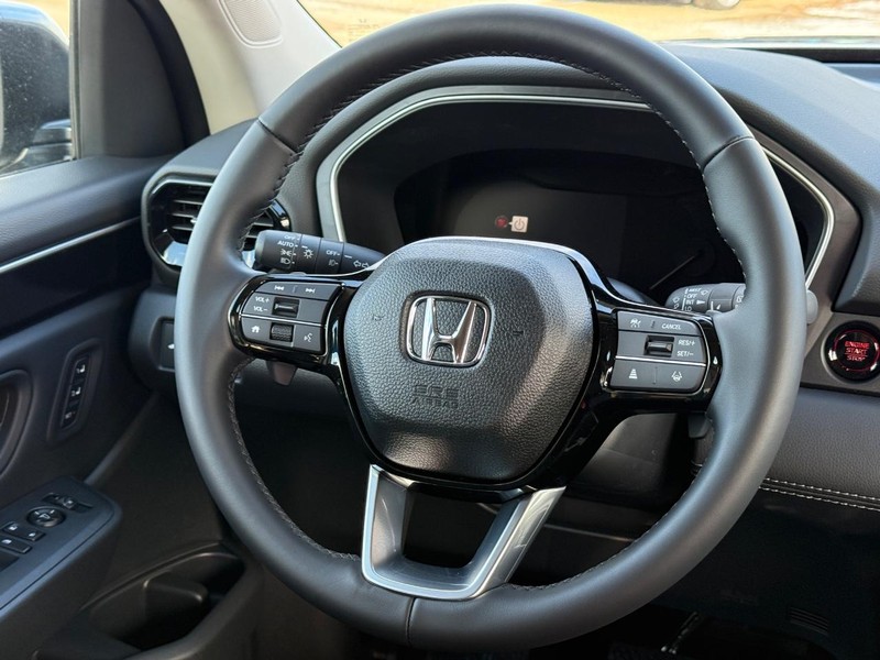 Honda Pilot Vehicle Image 8