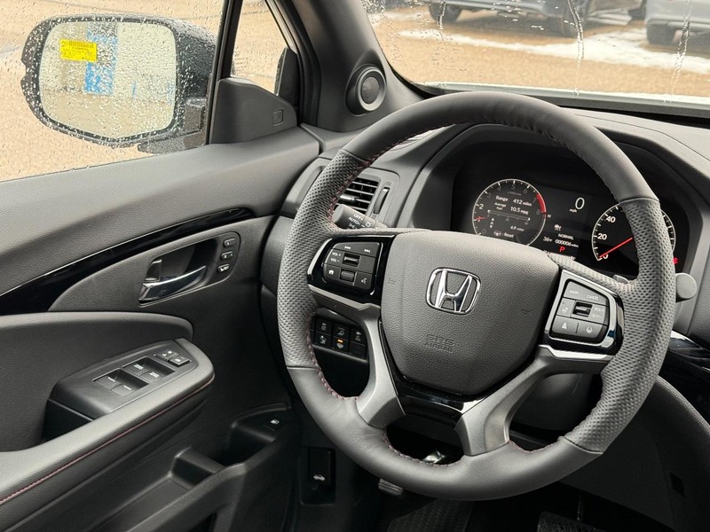 Honda Ridgeline Vehicle Image 9