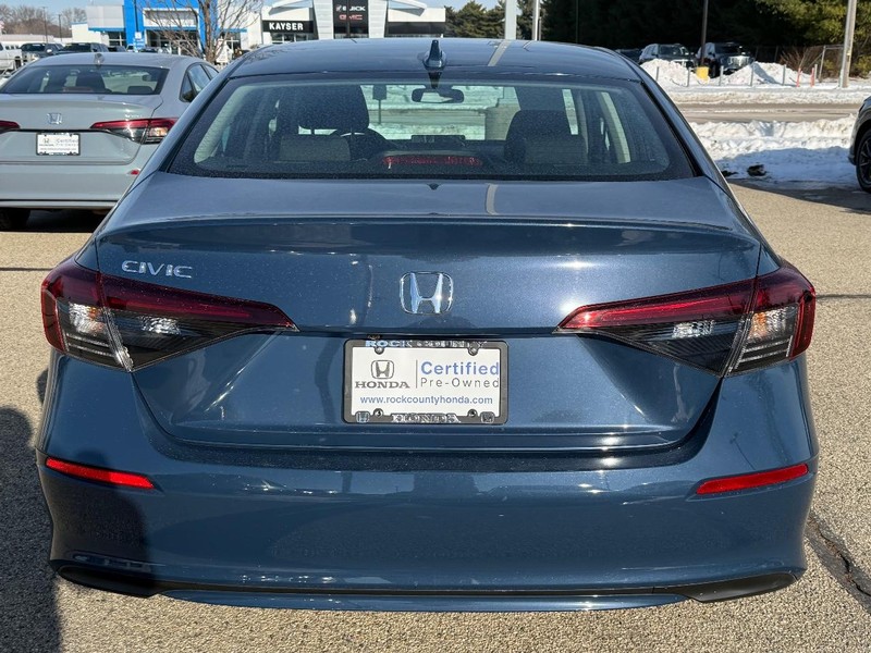 Honda Civic Sedan Vehicle Full-screen Gallery Image 04