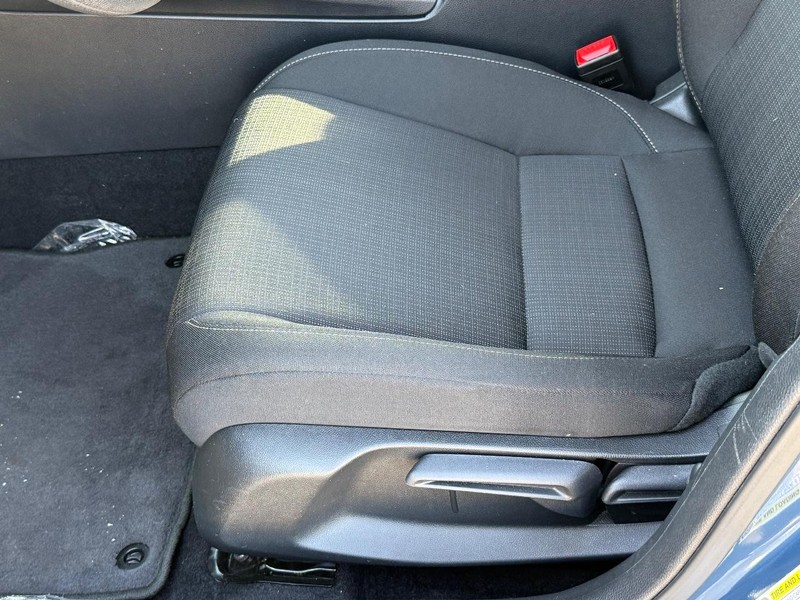 Honda Civic Sedan Vehicle Full-screen Gallery Image 20