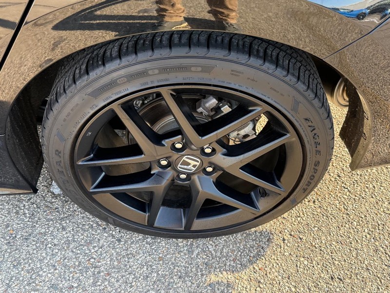 Honda Civic Si Vehicle Full-screen Gallery Image 06