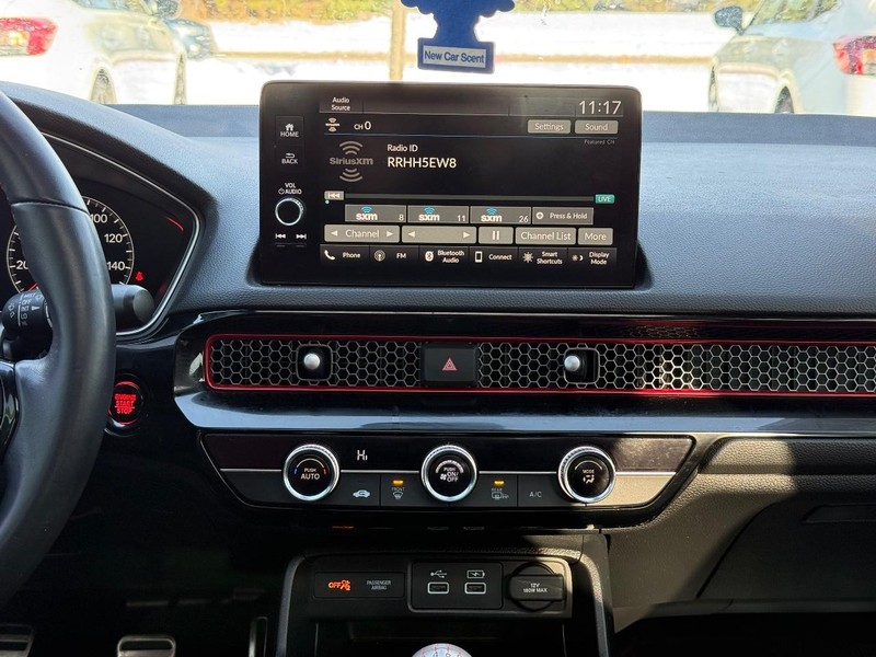 Honda Civic Si Vehicle Full-screen Gallery Image 11