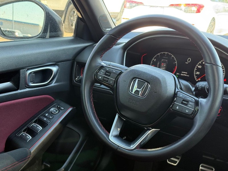 Honda Civic Si Vehicle Full-screen Gallery Image 13