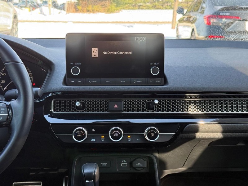 Honda Civic Sedan Vehicle Full-screen Gallery Image 11