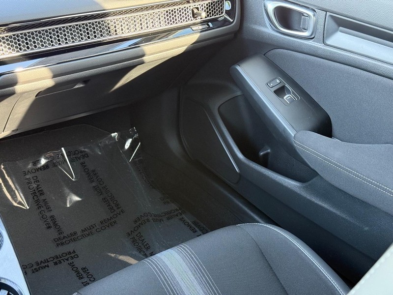 Honda Civic Sedan Vehicle Full-screen Gallery Image 14