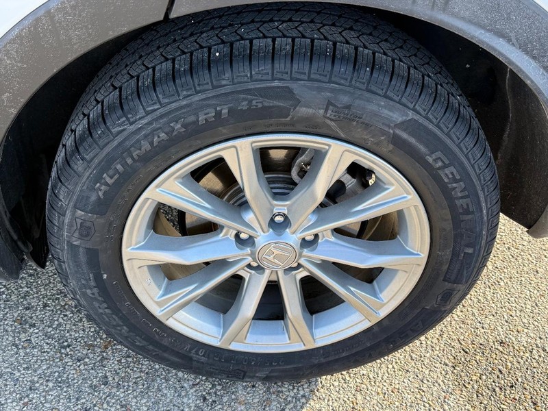 Honda CR-V Vehicle Full-screen Gallery Image 06