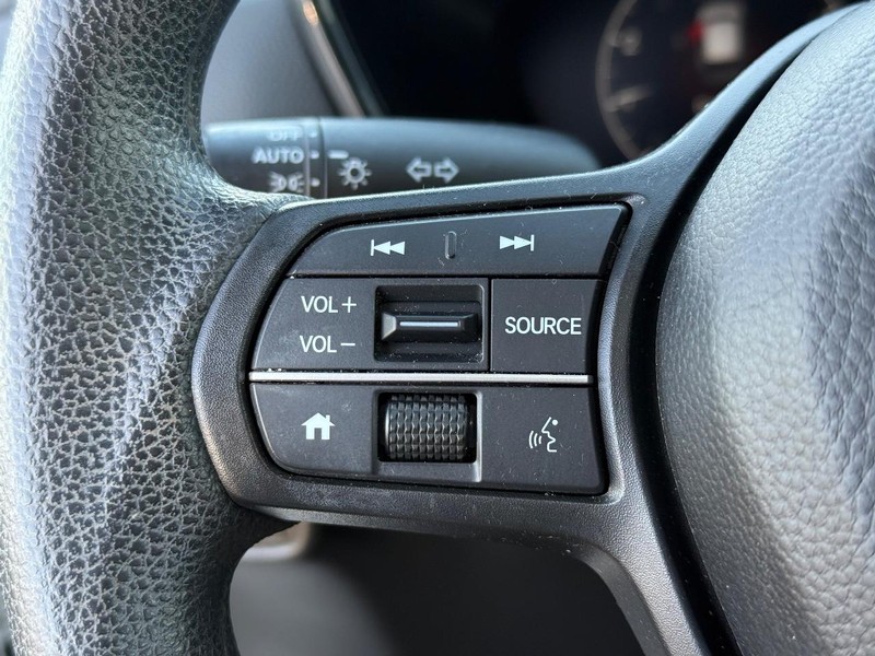 Honda CR-V Vehicle Full-screen Gallery Image 15