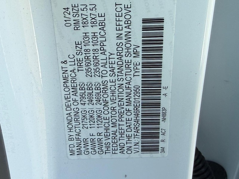 Honda CR-V Vehicle Full-screen Gallery Image 21