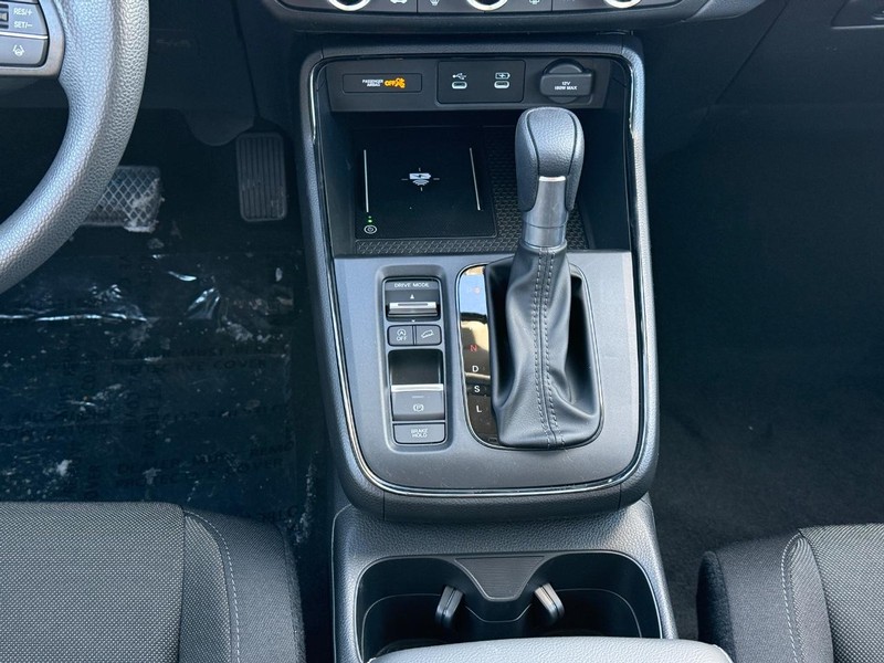 Honda CR-V Vehicle Image 12