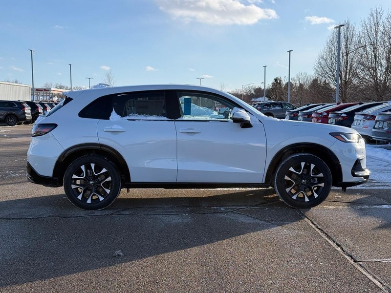 Honda HR-V Vehicle Image 2