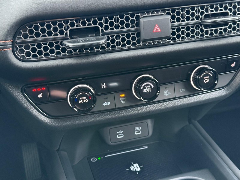 Honda HR-V Vehicle Image 19