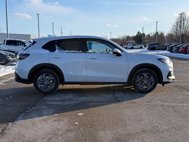 Honda HR-V Vehicle Image 2