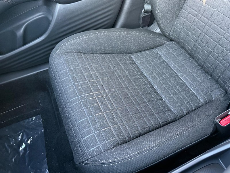 Honda HR-V Vehicle Image 21