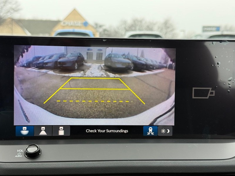 Honda Accord Hybrid Vehicle Image 12