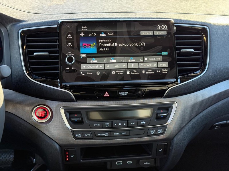 Honda Ridgeline Vehicle Image 11