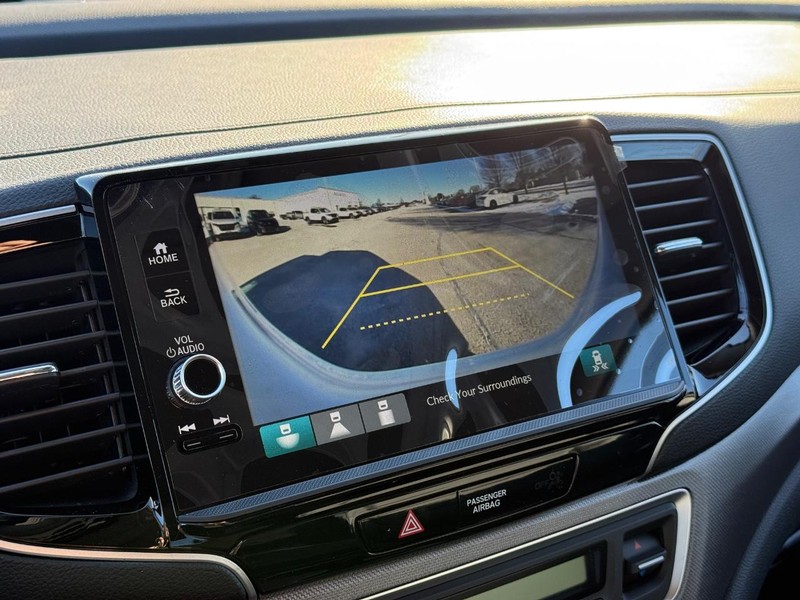 Honda Ridgeline Vehicle Image 18