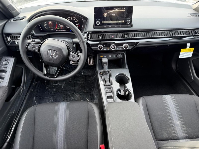 Honda Civic Sedan Vehicle Image 10