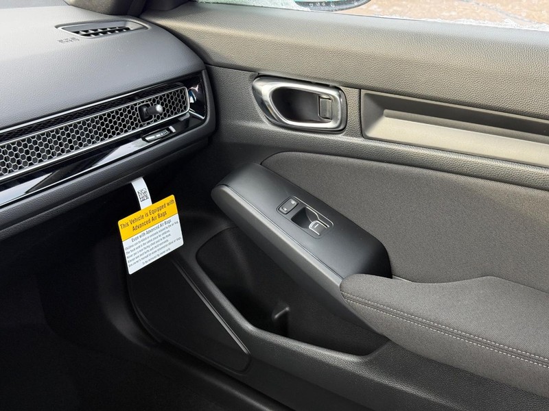 Honda Civic Sedan Vehicle Image 14