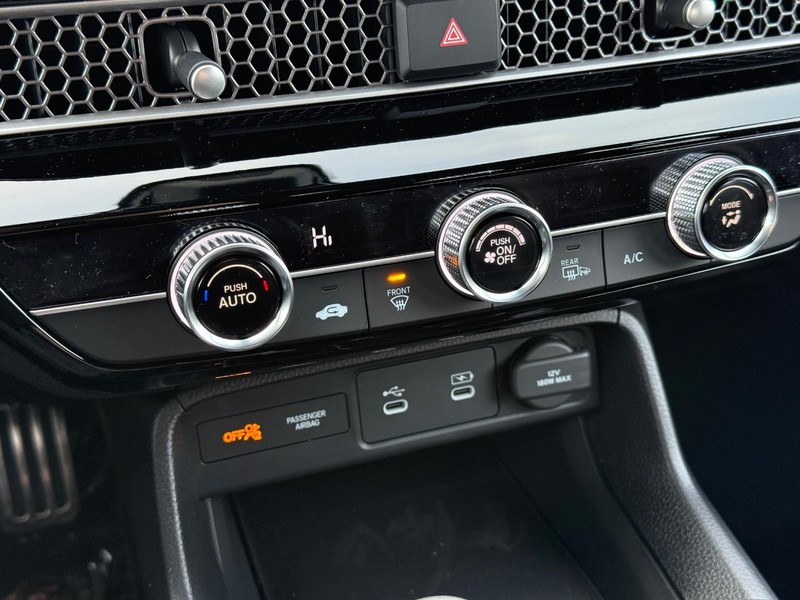 Honda Civic Sedan Vehicle Image 19