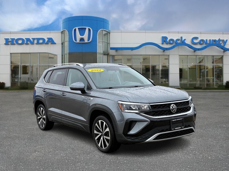 Volkswagen Taos Vehicle Full-screen Gallery Image 01