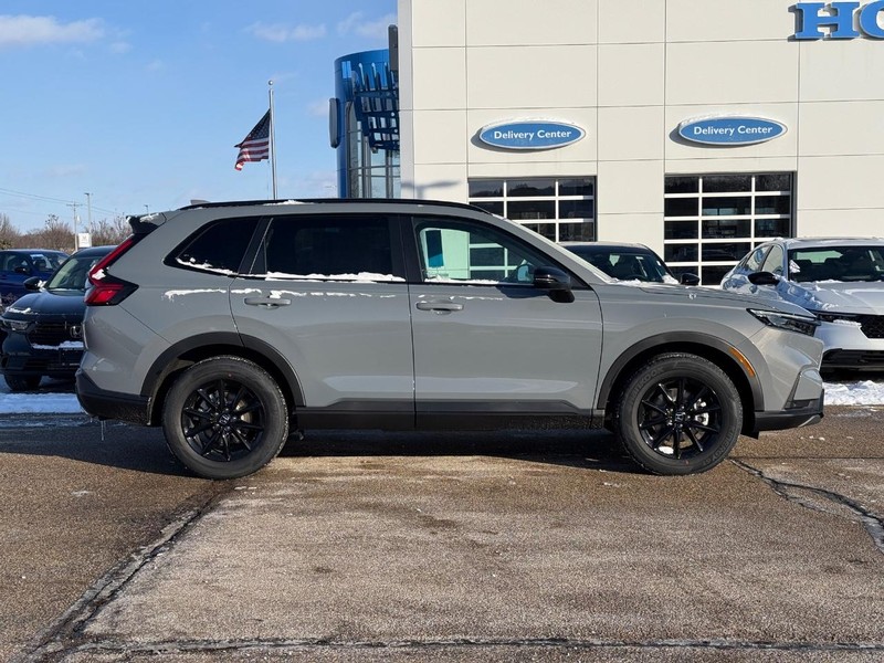 Honda CR-V Hybrid Vehicle Image 2