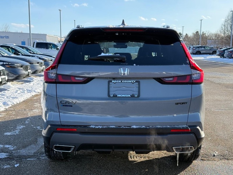 Honda CR-V Hybrid Vehicle Image 4