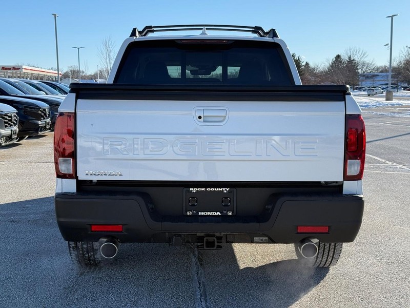 Honda Ridgeline Vehicle Image 4