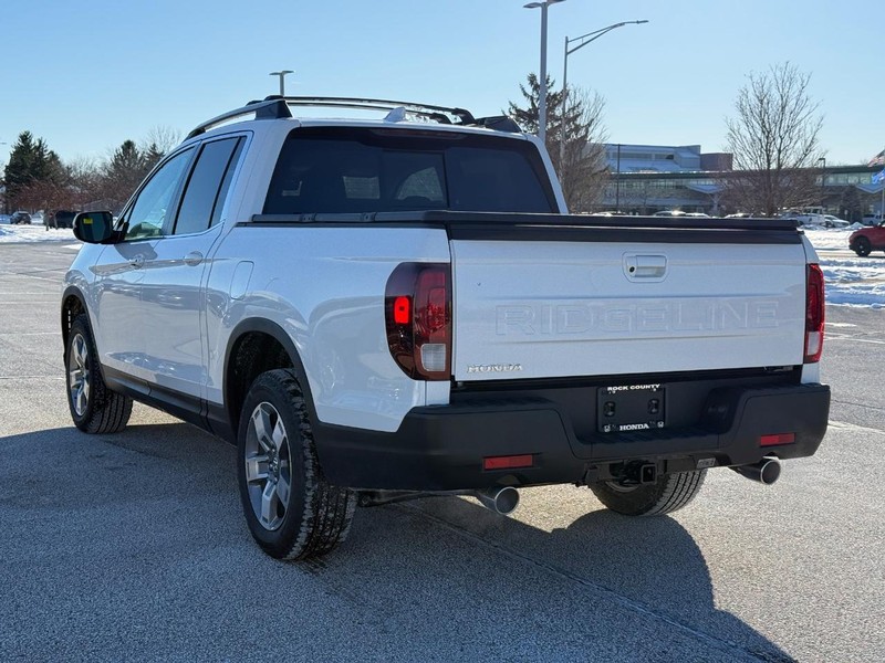 Honda Ridgeline Vehicle Image 5