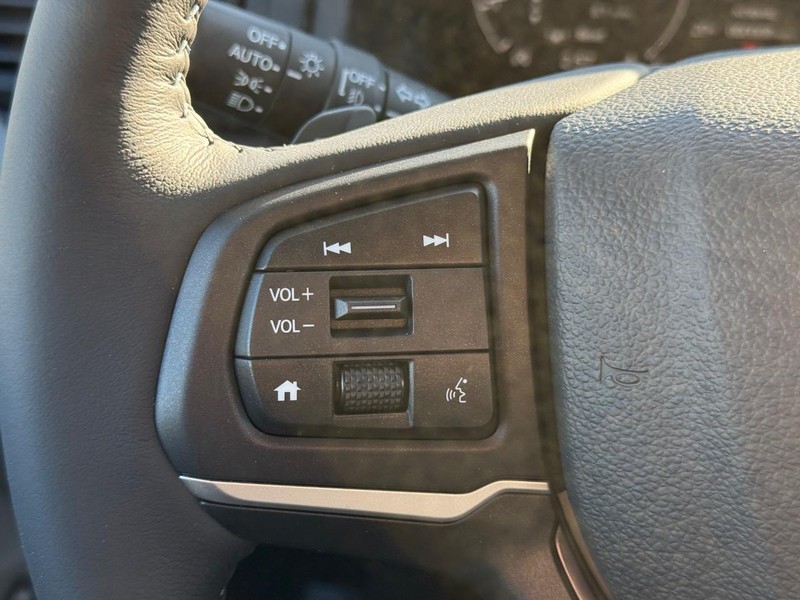 Honda Ridgeline Vehicle Image 15