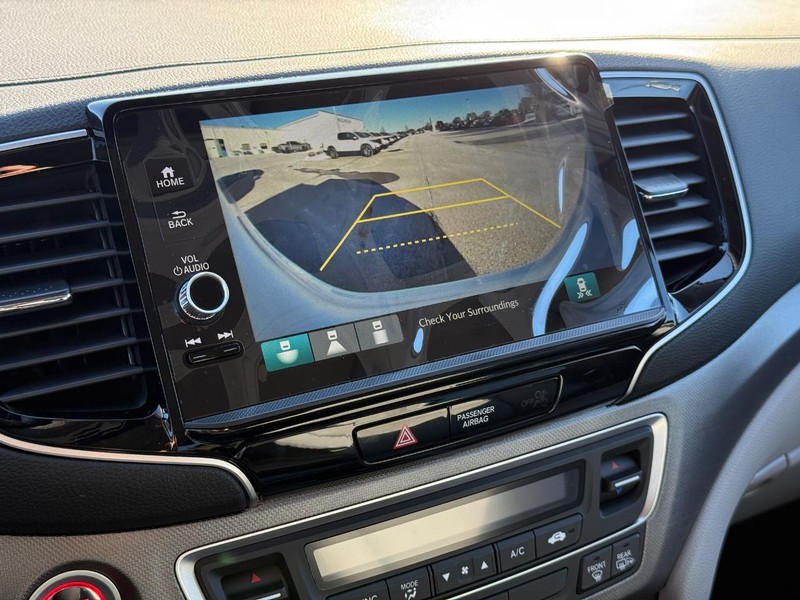 Honda Ridgeline Vehicle Image 19