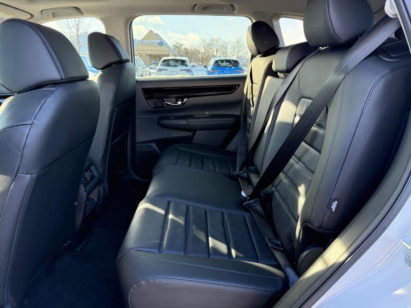 Honda CR-V Vehicle Image 8