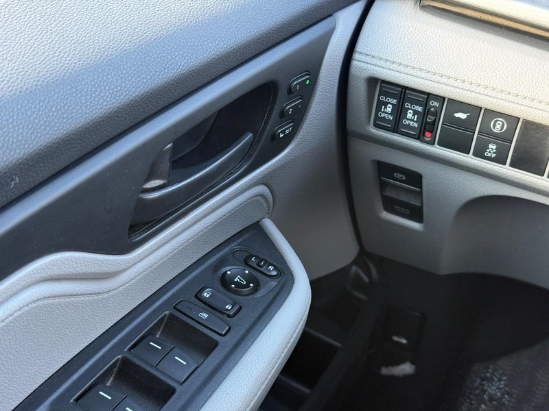Honda Odyssey Vehicle Image 20