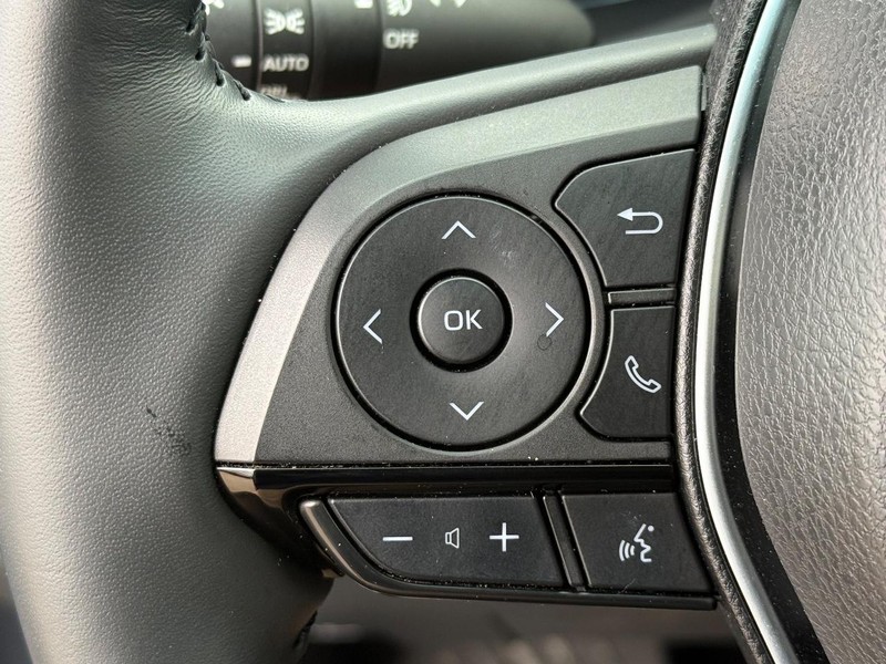 Toyota Venza Vehicle Image 17