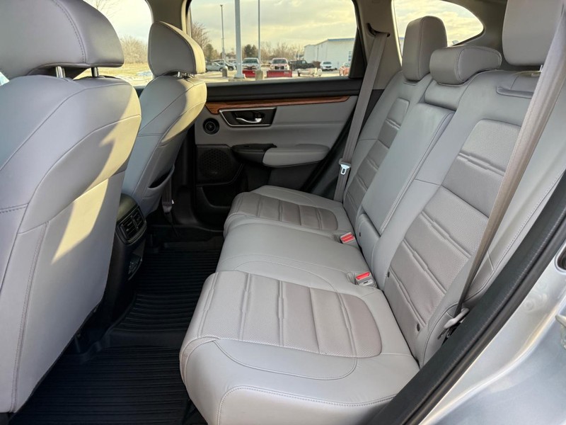 Honda CR-V Vehicle Full-screen Gallery Image 09