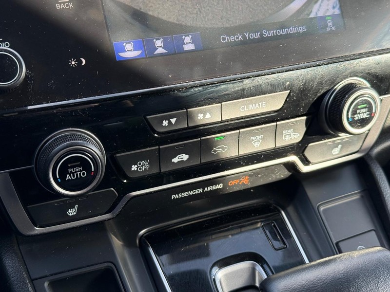 Honda CR-V Vehicle Full-screen Gallery Image 19