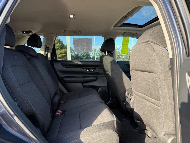 Honda CR-V Vehicle Full-screen Gallery Image 09