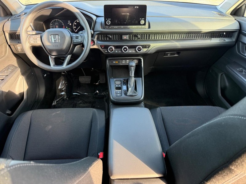 Honda CR-V Vehicle Full-screen Gallery Image 11