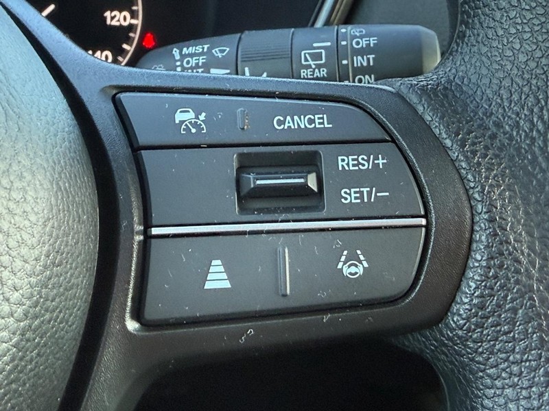 Honda CR-V Vehicle Full-screen Gallery Image 14