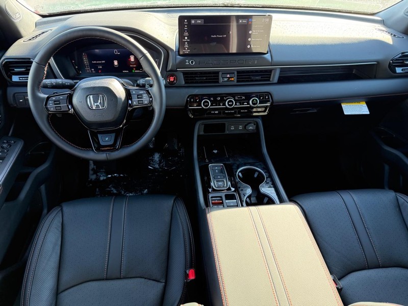 Honda Passport Vehicle Image 10
