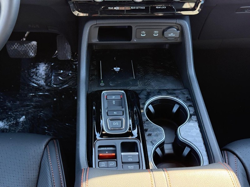 Honda Passport Vehicle Image 12