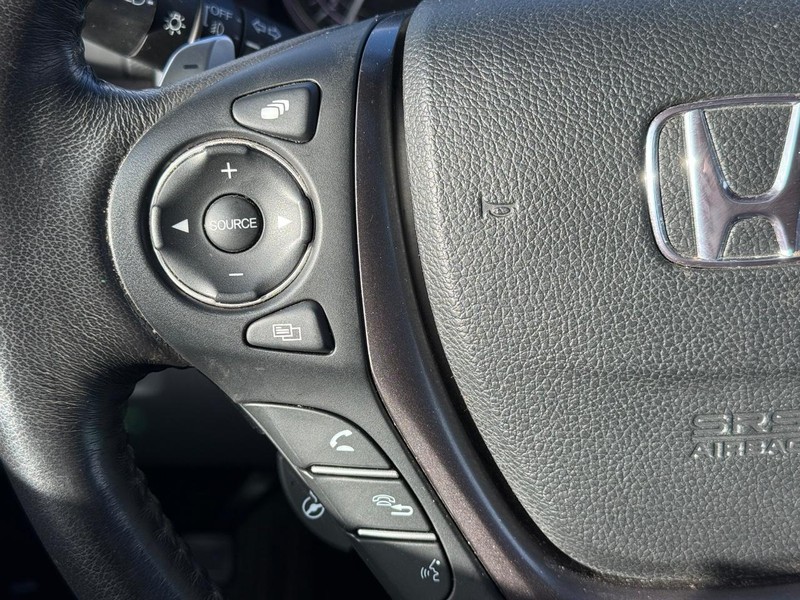 Honda Ridgeline Vehicle Full-screen Gallery Image 15
