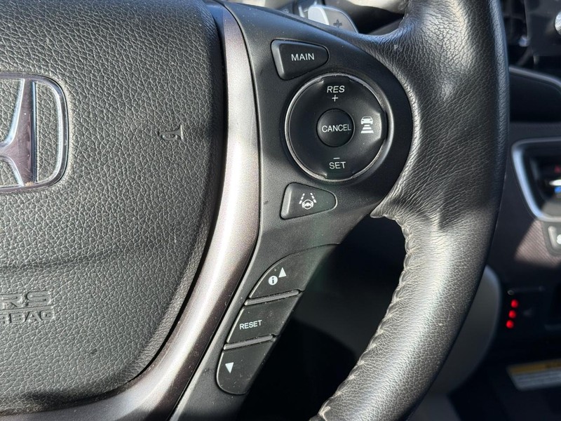 Honda Ridgeline Vehicle Full-screen Gallery Image 16