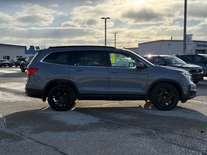 Honda Pilot Vehicle Full-screen Gallery Image 02