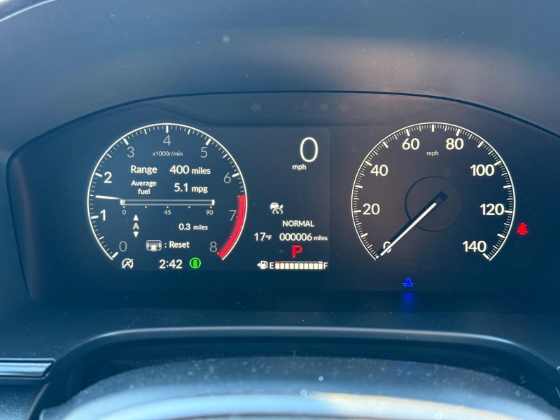 Honda CR-V Vehicle Image 17