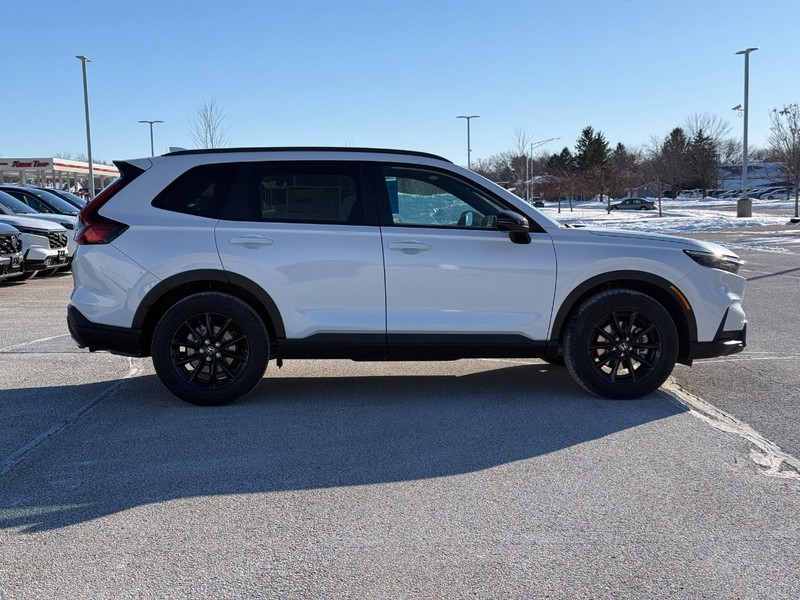 Honda CR-V Hybrid Vehicle Image 2