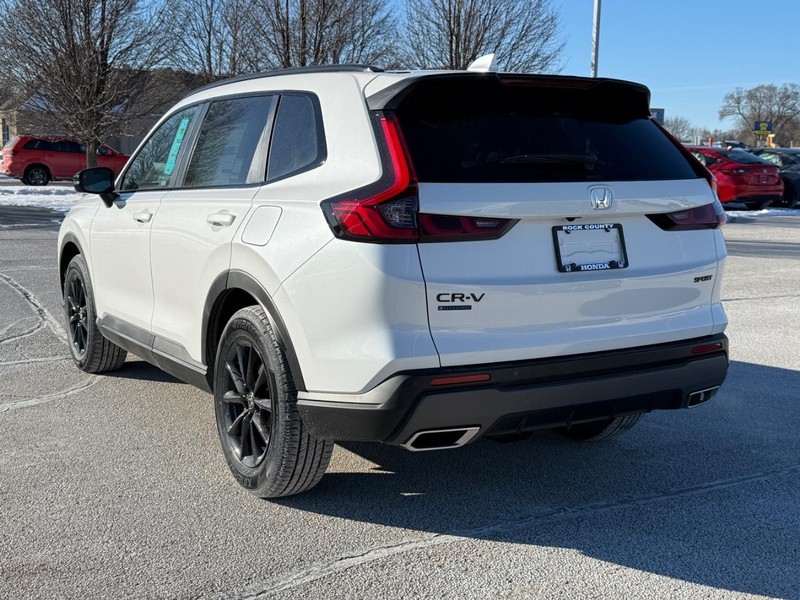 Honda CR-V Hybrid Vehicle Image 5