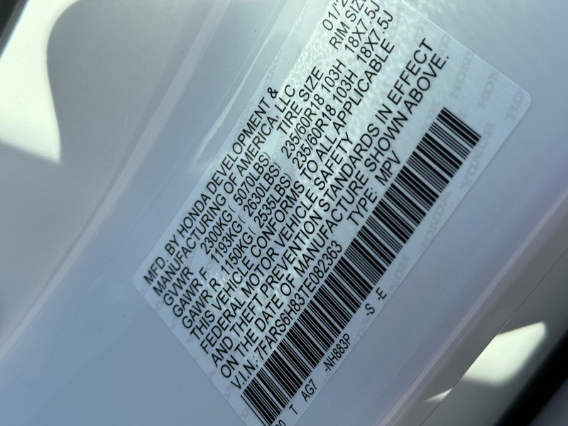 Honda CR-V Hybrid Vehicle Image 22