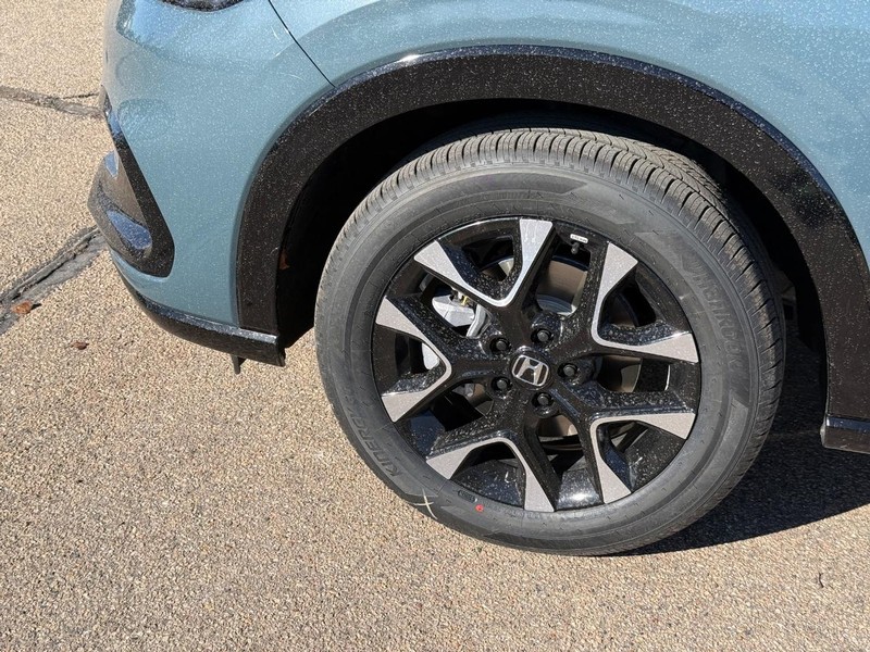 Honda HR-V Vehicle Image 8