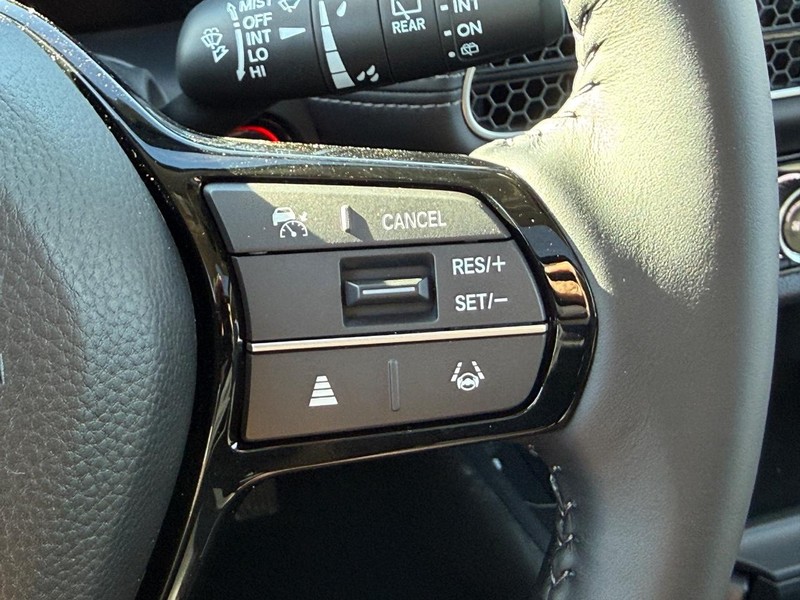 Honda HR-V Vehicle Image 15