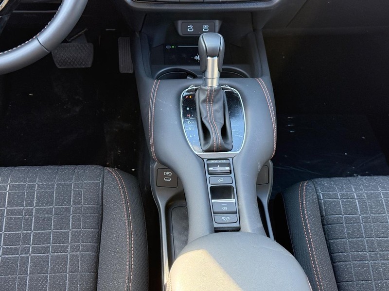 Honda HR-V Vehicle Image 11